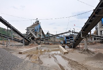 200-250TPH hard stone crushing plant